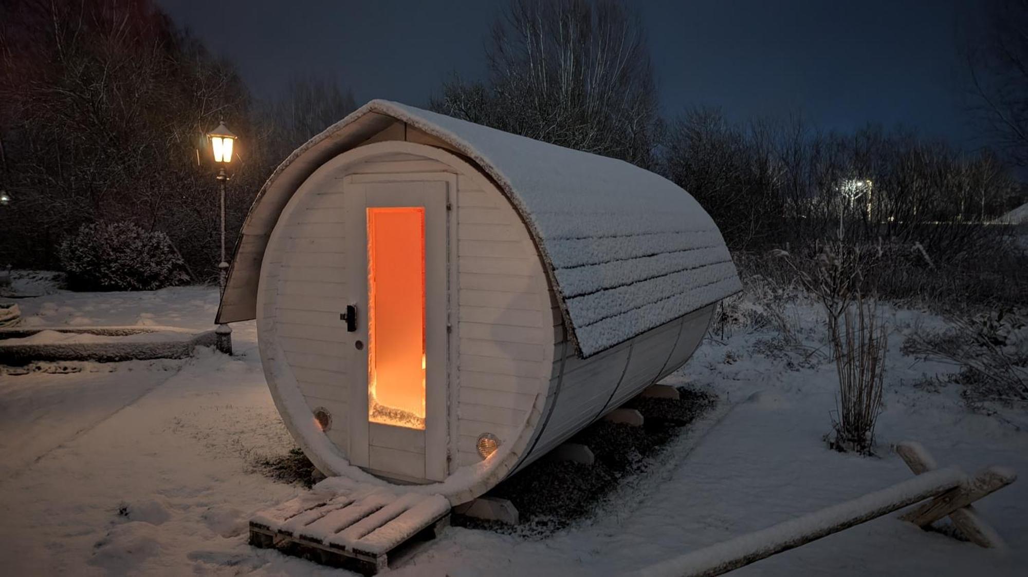 Bettis - Uebernachten Im Iglu-Tinyhaus Tostedt  Luaran gambar